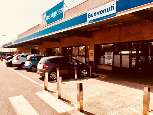 C+C Cash and Carry Maxigross Desenzano