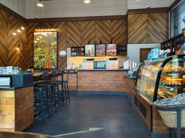 Starbucks Cyber 2 Tower