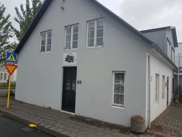 Skyr Guesthouse