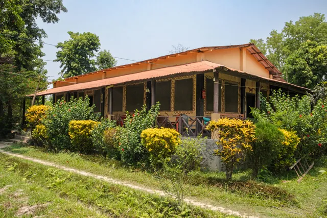 Bardia Riverside View Park Resort - FR/EN speaking