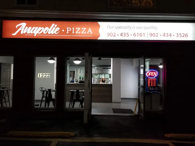 Anapolie Pizza