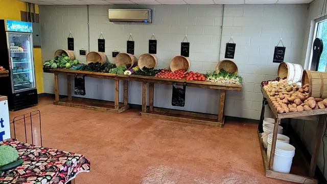 Barbour's Fresh Produce Store