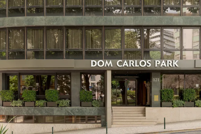 Dom Carlos Park