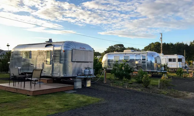 Tiny Tranquility | Tiny House & Vintage RV Park