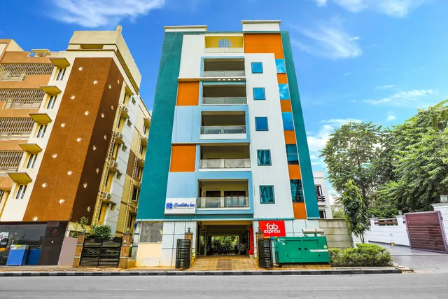 FabExpress Snehitha Inn