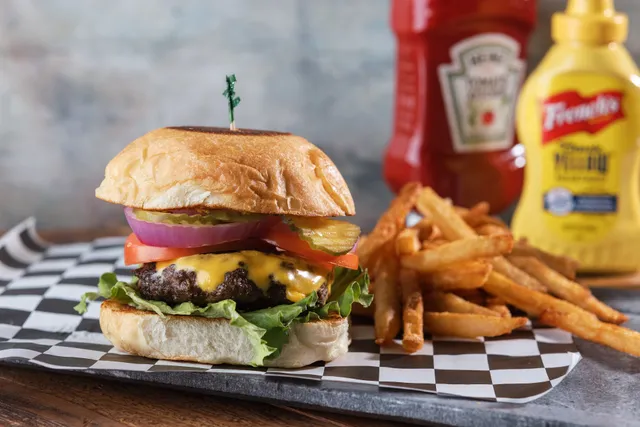 Billy's Grille & Bar