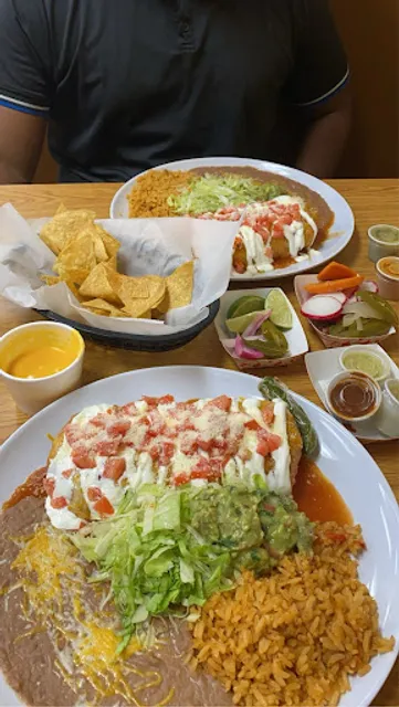 Los 2 Tapatios Restauran & Taqueria