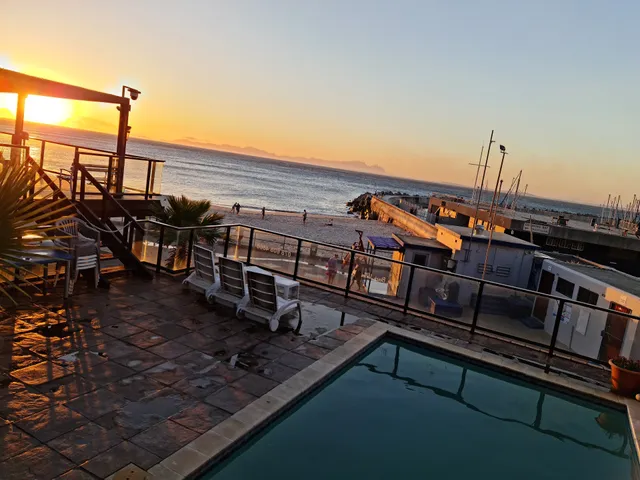 Bikini Beach House - Accommodation