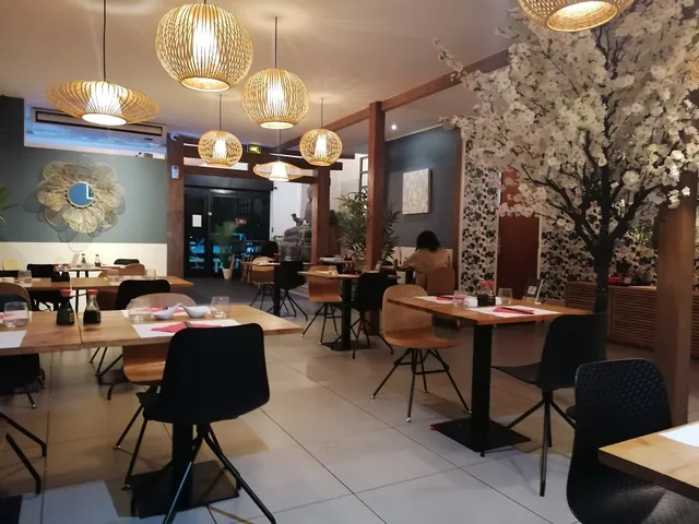 TORII SUSHI JAMBETTE