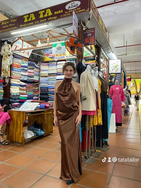 TaTa Tailor (The counter No.05 Inside Hoi An Fabric Market)