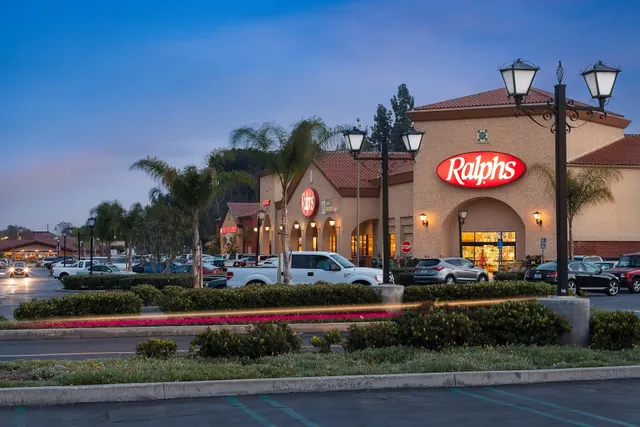 Hillcrest Park Shopping Center