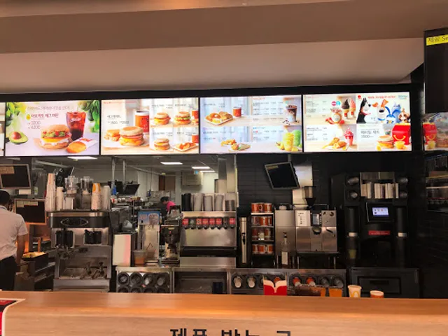 맥도날드 포항장성DT점