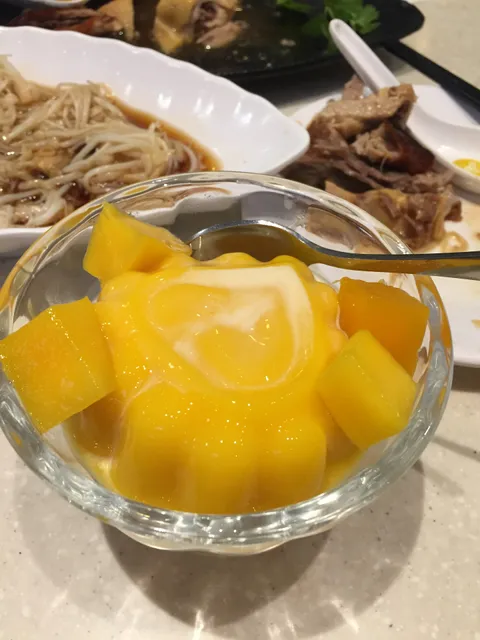 龙记港式烧腊茶餐厅