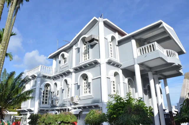 The Country Club Chanakyapuri