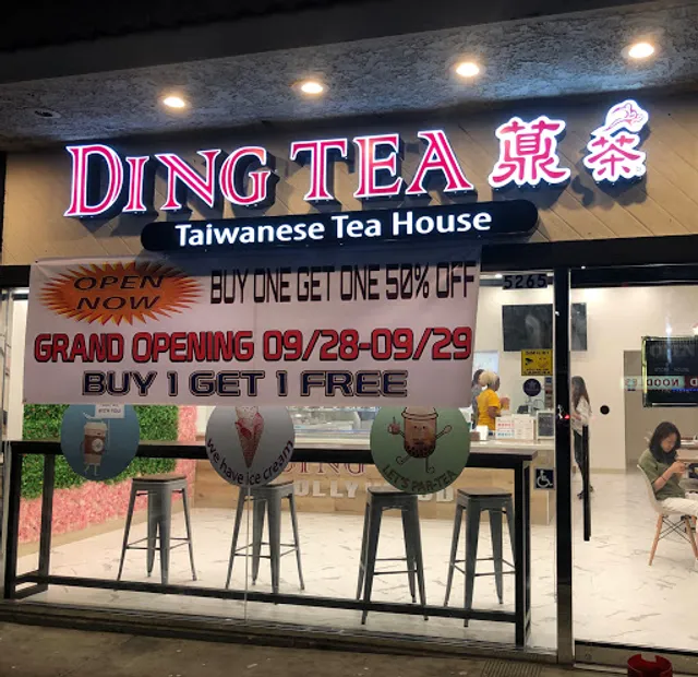 Ding Tea Hollywood