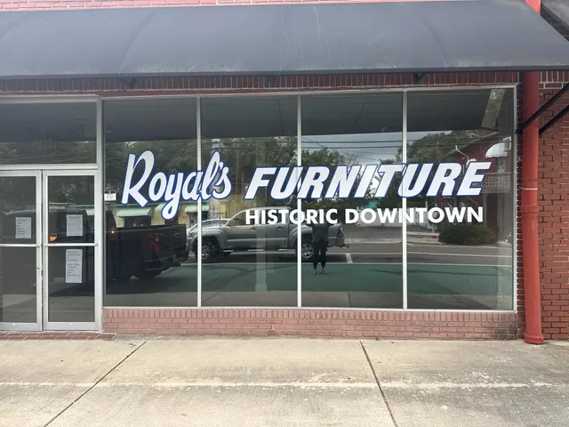 Royal's Furniture, Appliances & Bedding Historic Downtown