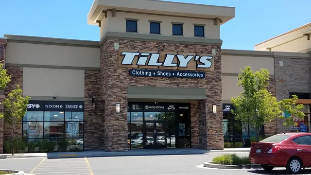 Tillys