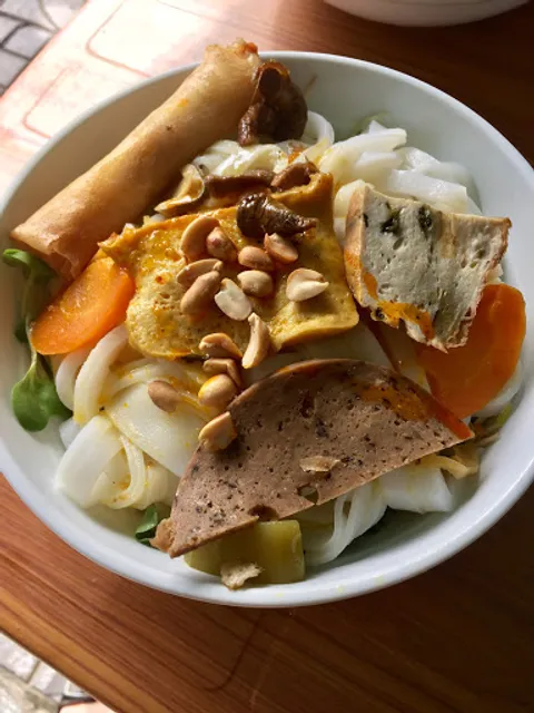 Quán chay Tuệ Tâm