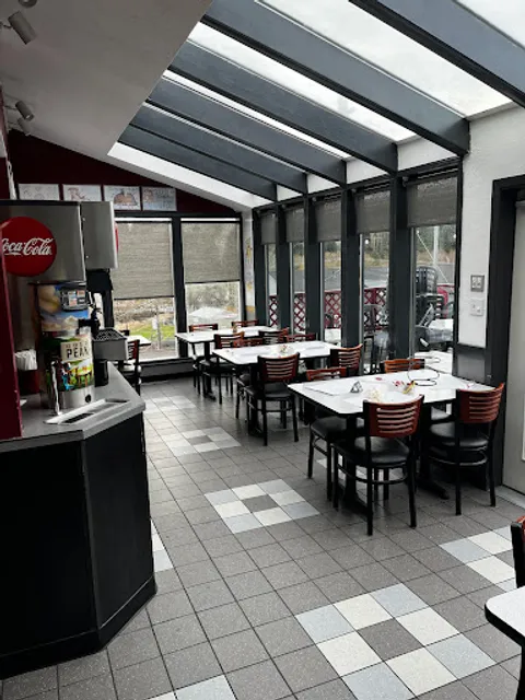 Sella's Calzone & Pizza