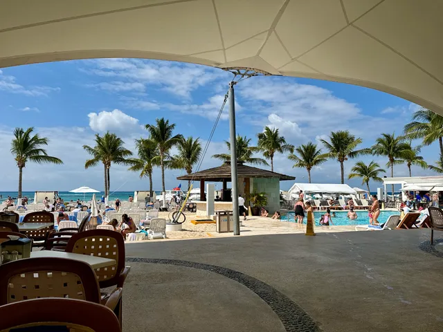 Restaurant Buccaneer's Bay by Playa Mia