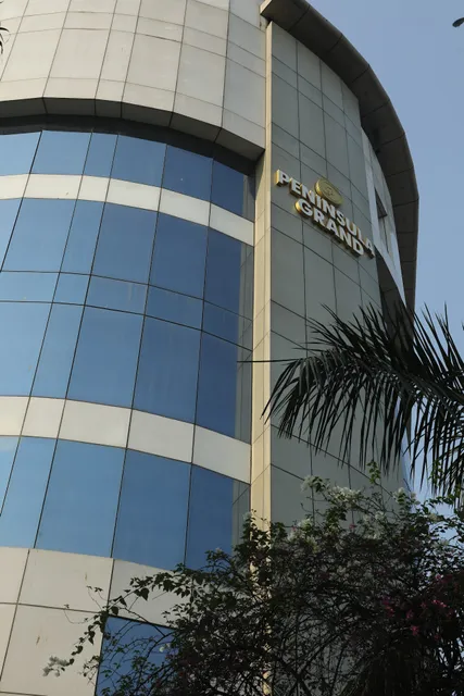 Hotel Peninsula Grand