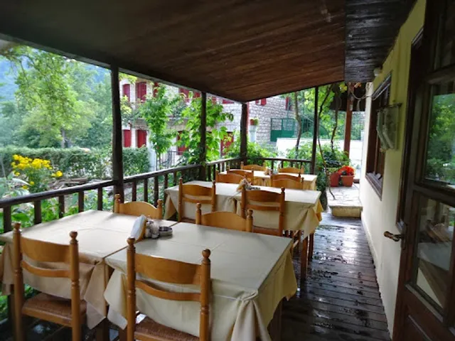 Fisherman's House Tavern