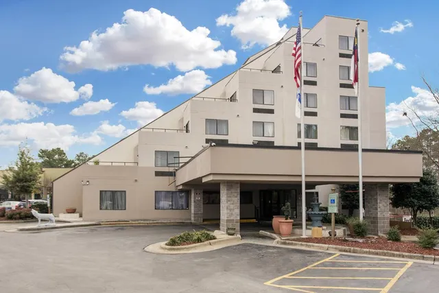 Best Western Plus Raleigh Crabtree Valley Hotel