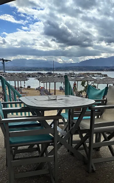 Veranda Coffee & Food by the Beach