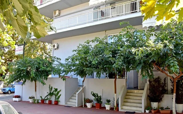 Galanis Studios & Apartments