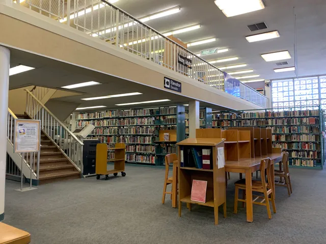 Whittier Public Library