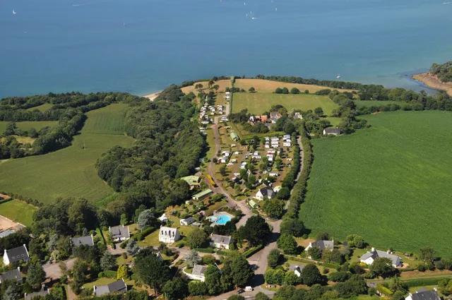 Camping Les Prés Verts to 4 Sardines