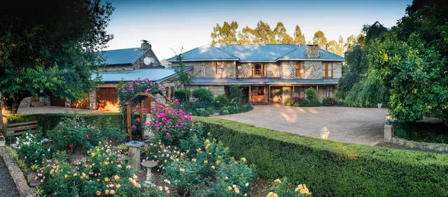 The FarSide Manor (B&B) and Cottages