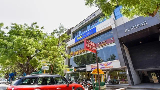 FabExpress Relax Inn