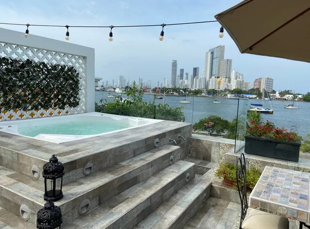 Hotel Dorado Plaza Calle del Arsenal