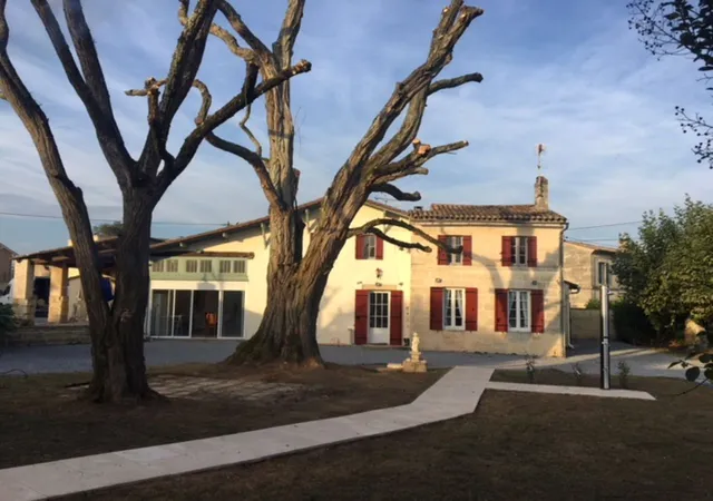 AUX ABRIS DES VENTS D'ANGES