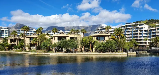 V&A MARINA - WATERFRONT APARTMENTS CAPE TOWN