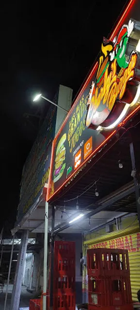 Charly's Burger Huinalá