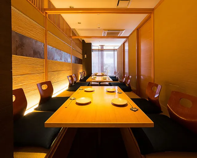 牛寿司 鉄板焼 個室 瑞祥 春吉本店