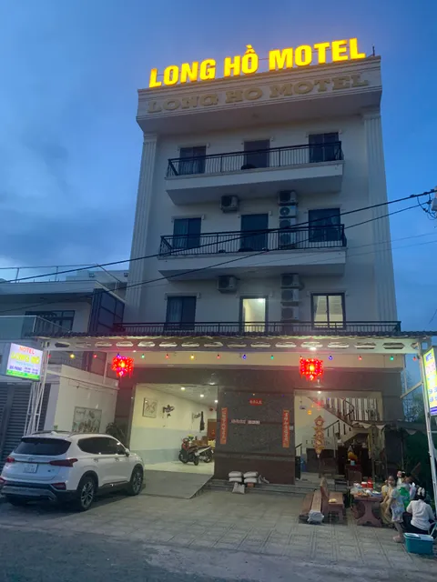 Nhà nghỉ Long Hồ - Hà Tiên