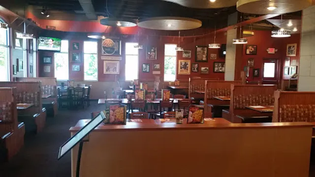 Happy Joe's Pizza & Ice Cream - Muscatine- Lake Park