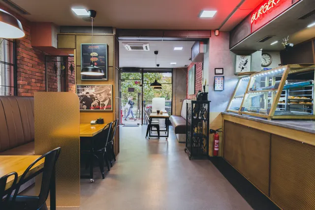 The Rusty Grill Burger