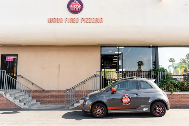 Pizza 900 Wood fired Pizzeria