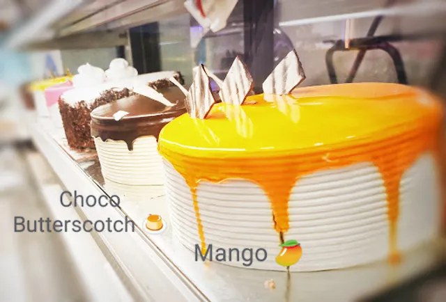 CAKE LAKE @ MANOJ STUDIOS