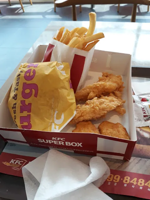 KFC 용인명지DT점