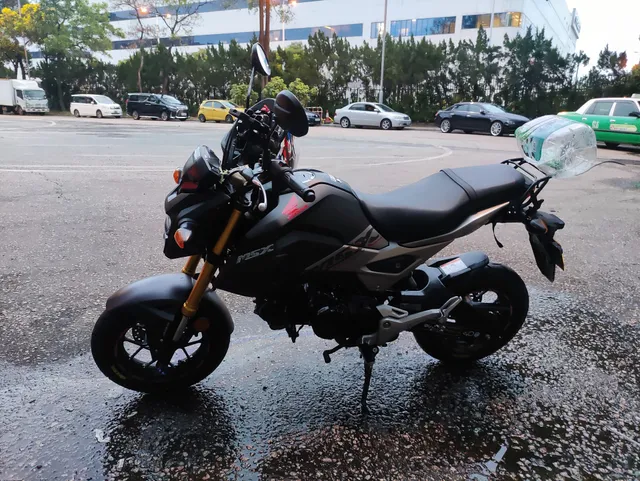 Tai Po Waterfront Park Parking