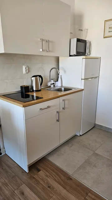 Studio Apartment PEGY ***