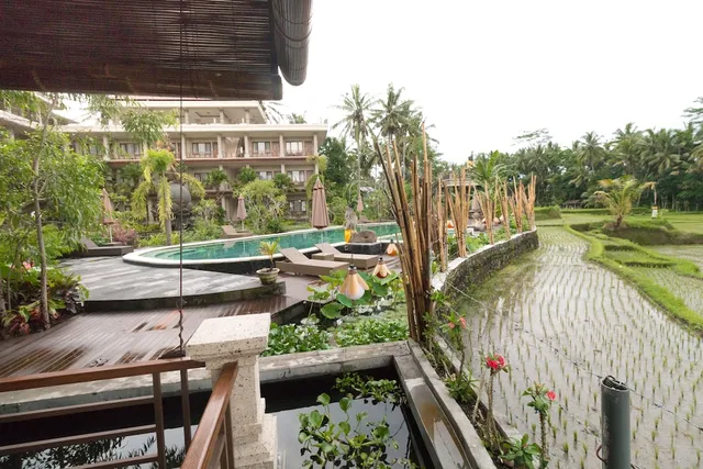 Om Ham Retreat & Resort