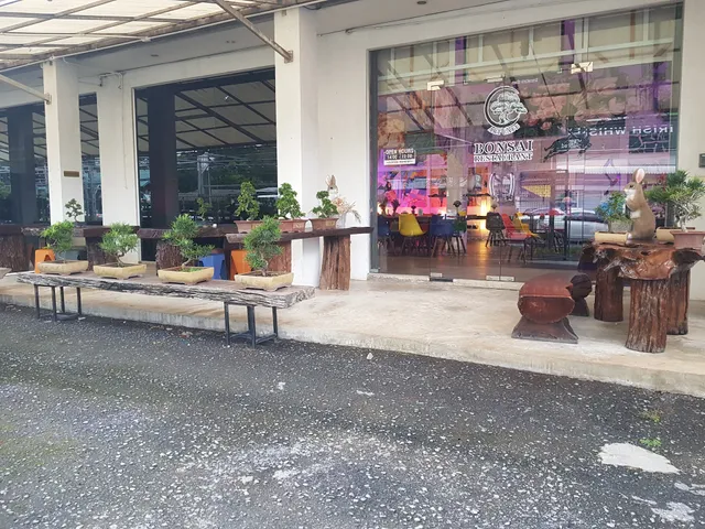 Bonsai Art Café