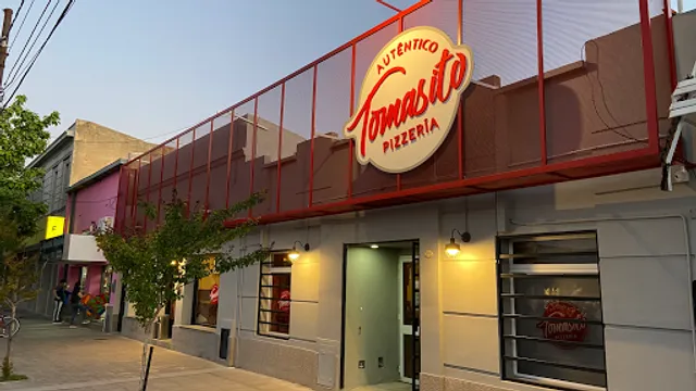 Pizzería Auténtico Tomasito