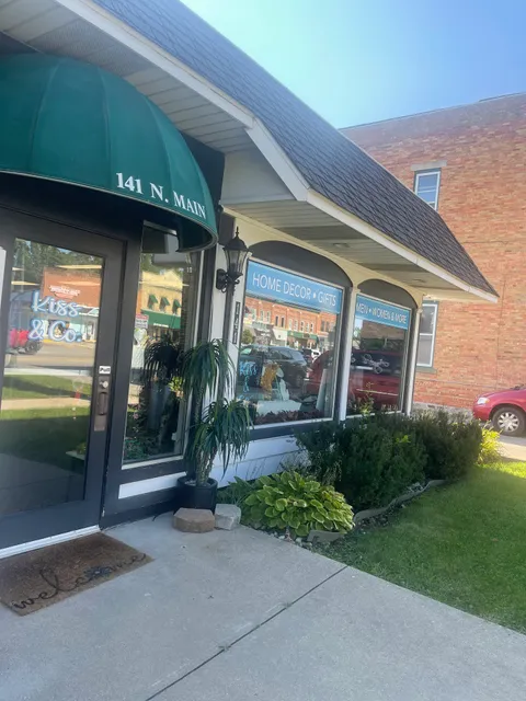 Kiss & Co. Apparel and More